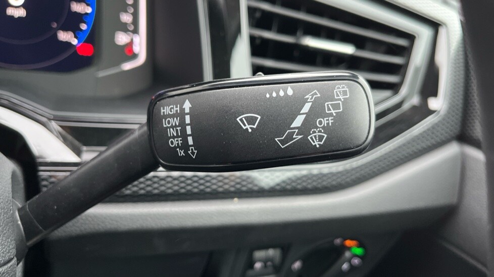 Used Volkswagen Polo 2024 for sale - 76297472: Photo 31