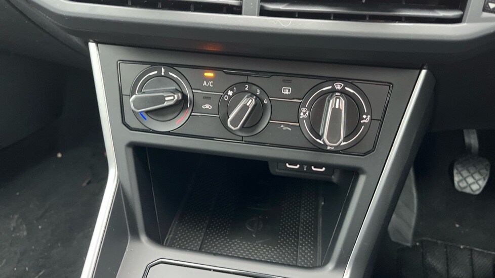 Used Volkswagen Polo 2024 for sale - 76297472: Photo 33