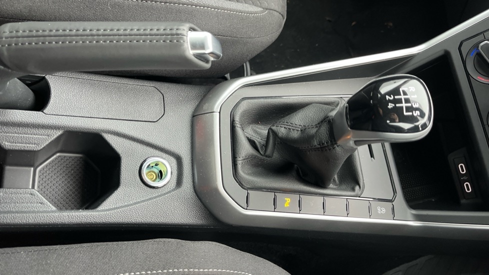 Used Volkswagen Polo 2024 for sale - 76297472: Photo 34