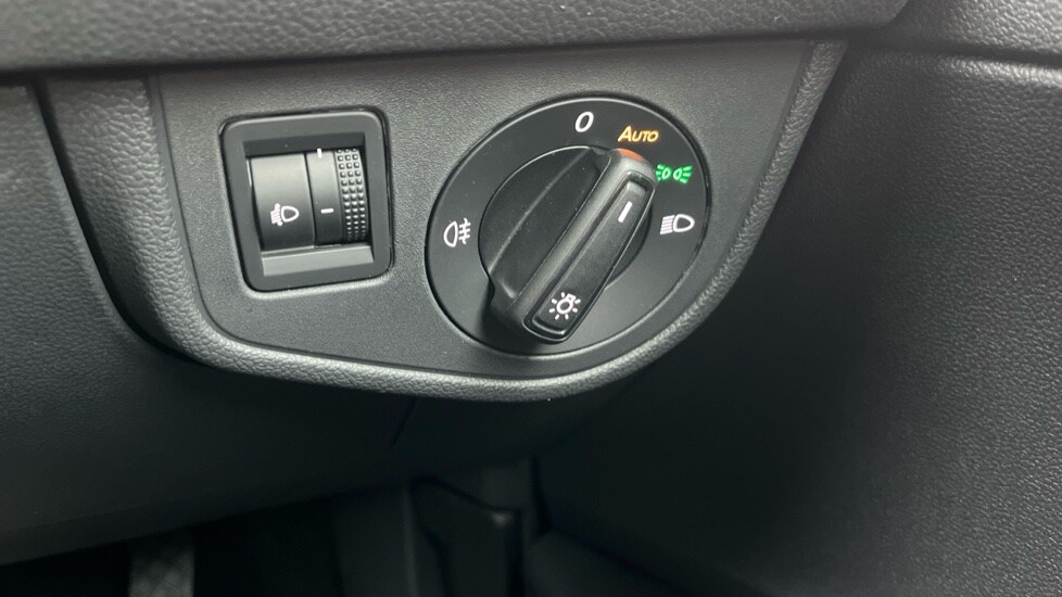 Used Volkswagen Polo 2024 for sale - 76297472: Photo 43