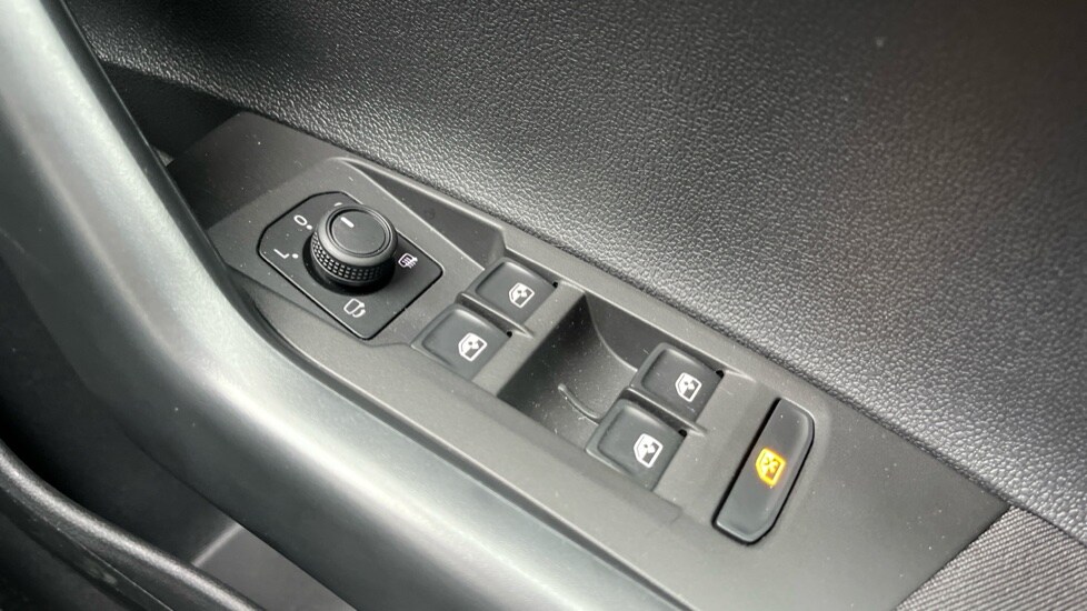 Used Volkswagen Polo 2024 for sale - 76297472: Photo 44