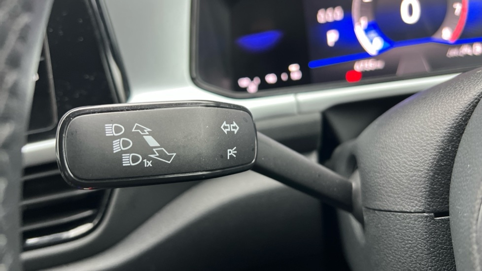 Used Volkswagen T-Roc 2025 for sale - 76874464: Photo 33