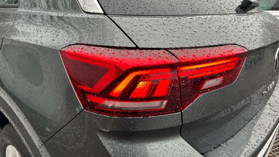 Used Volkswagen T-Roc 2025 for sale - 76874464: Photo 45
