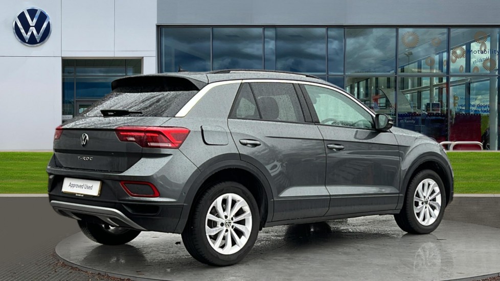 Used Volkswagen T-Roc 2025 for sale - 76874464: Photo 7