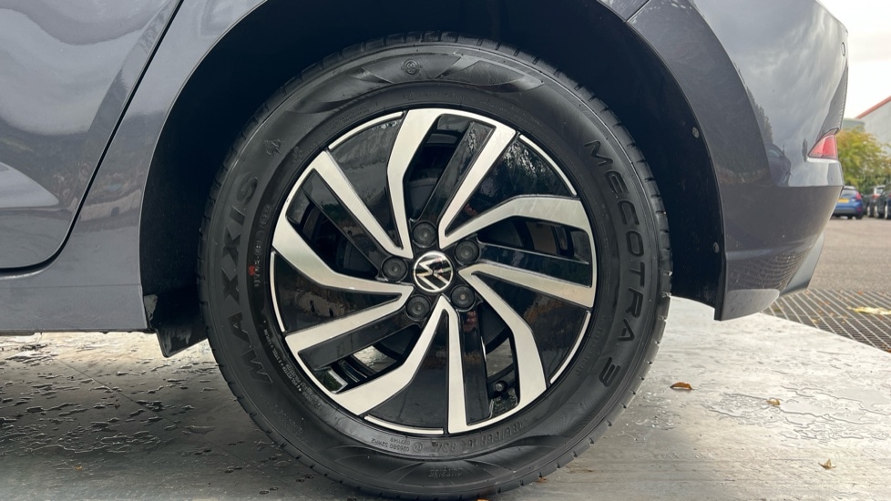 Used Volkswagen Polo 2023 for sale - 76869744: Photo 18