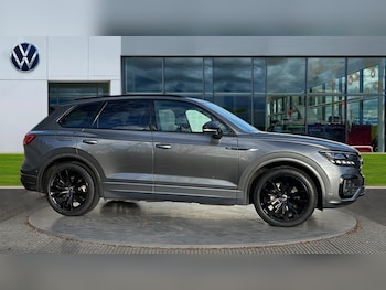 Used Volkswagen Touareg 2021 for sale - 76999295: Photo