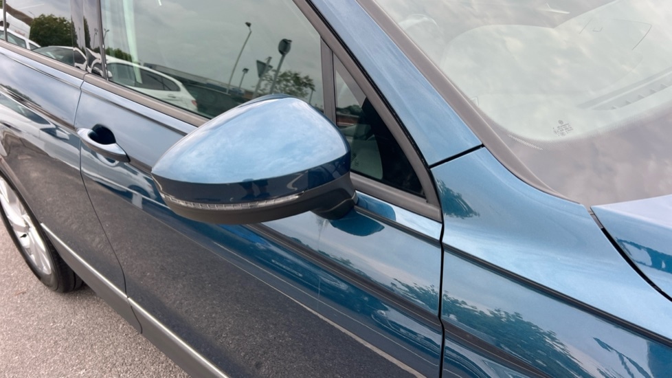 Used Volkswagen Tiguan 2022 for sale - 76788334: Photo 46