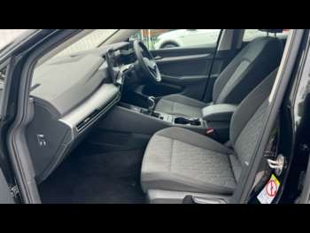 Used Volkswagen Golf 2024 for sale - 74684150: Photo