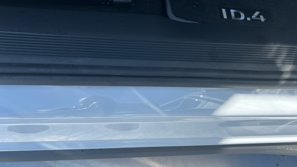 Used Volkswagen ID.4 2025 for sale - 76870322: Photo 40