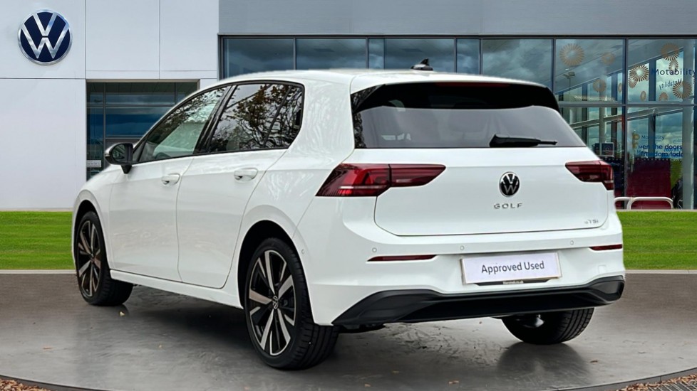Used Volkswagen Golf 2025 for sale - 76870334: Photo 3