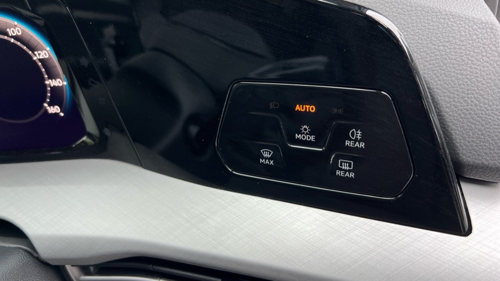 Used Volkswagen Golf 2025 for sale - 76870334: Photo 45