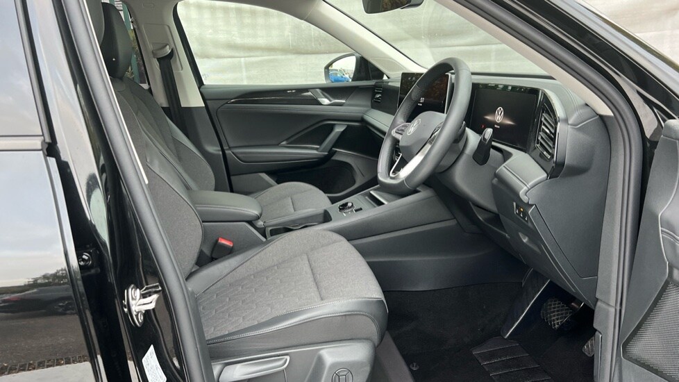 Used Volkswagen Tiguan 2025 for sale - 76208759: Photo 5