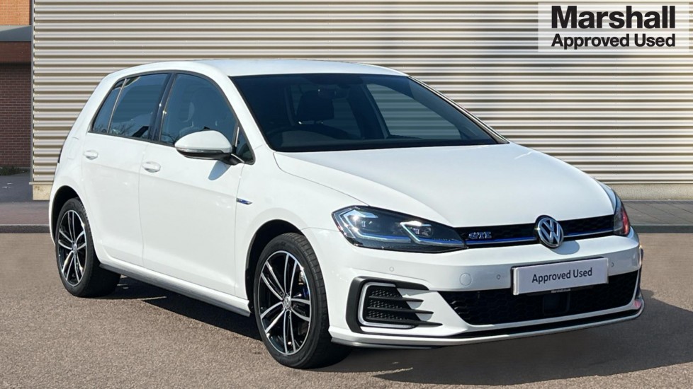 Used Volkswagen Golf 2020 for sale - 76766108: Photo 1