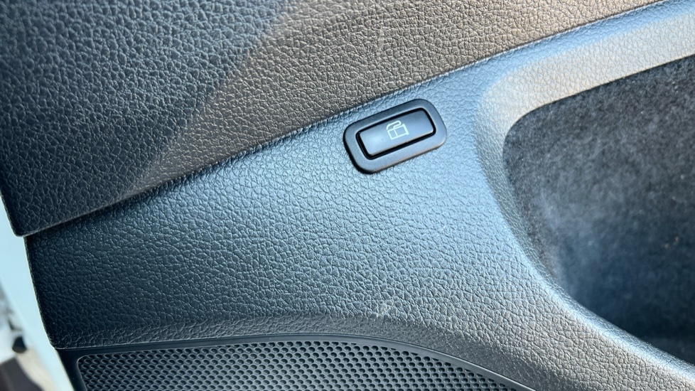 Used Volkswagen Golf 2020 for sale - 76766108: Photo 42