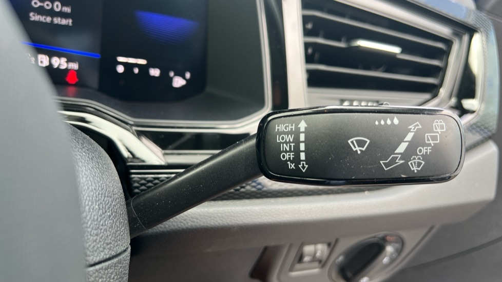 Used Volkswagen Polo 2022 for sale - 77057882: Photo 32