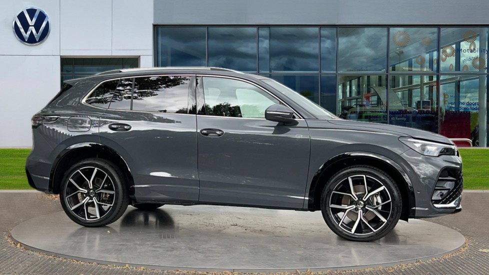 Used Volkswagen Tiguan 2025 for sale - 76868605: Photo 4