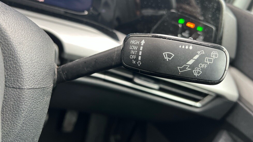 Used Volkswagen Golf 2022 for sale - 76873914: Photo 32