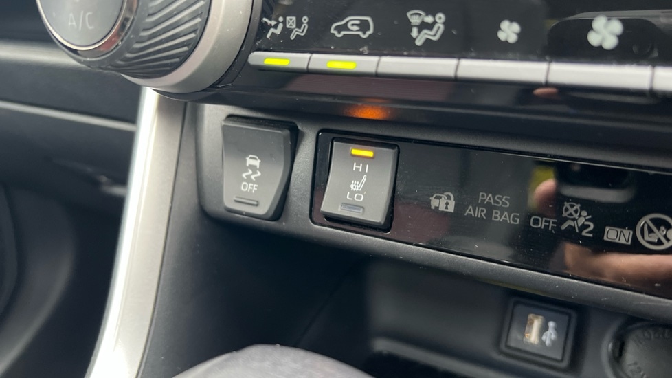 Used Toyota RAV4 2023 for sale - 76871664: Photo 34