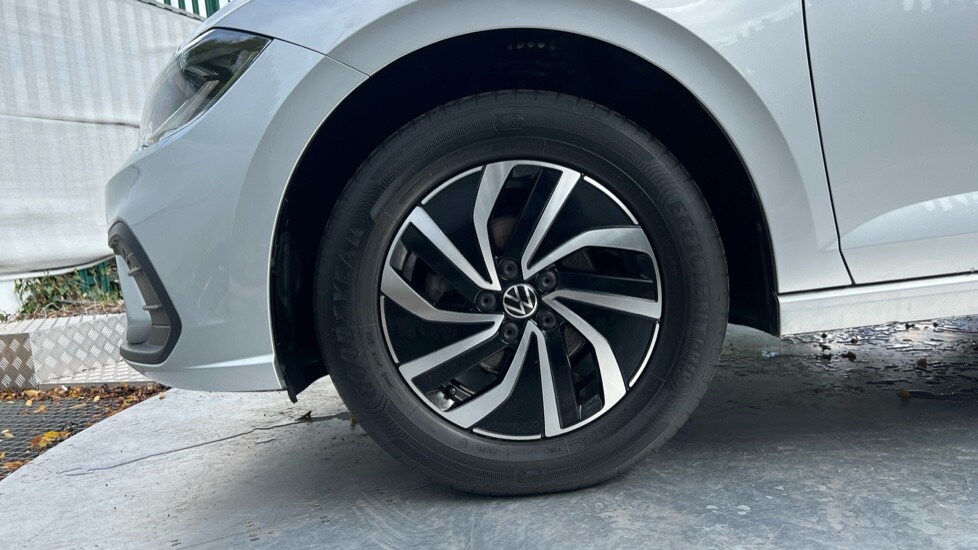 Used Volkswagen Polo 2023 for sale - 77050976: Photo 17