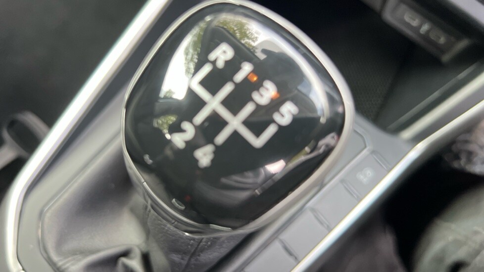 Used Volkswagen Polo 2023 for sale - 77050976: Photo 36