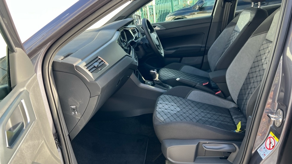 Used Volkswagen Polo 2025 for sale - 76552569: Photo 2