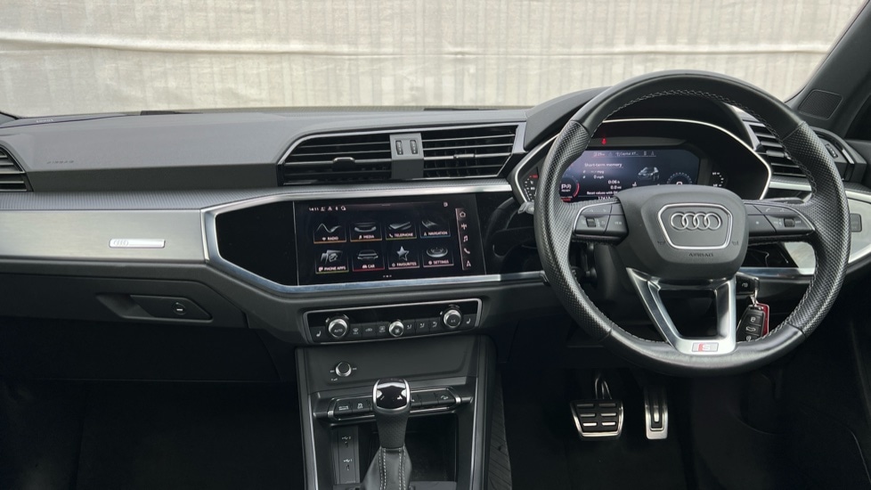 Used Audi Q3 2023 for sale - 76870070: Photo 11