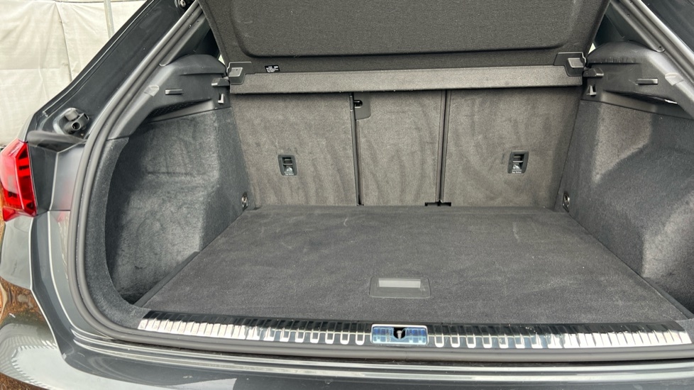 Used Audi Q3 2023 for sale - 76870070: Photo 15