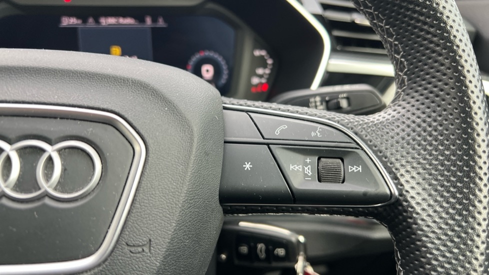 Used Audi Q3 2023 for sale - 76870070: Photo 23