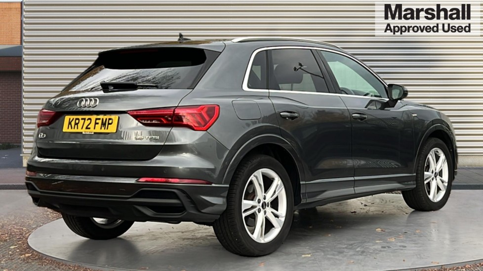 Used Audi Q3 2023 for sale - 76870070: Photo 3