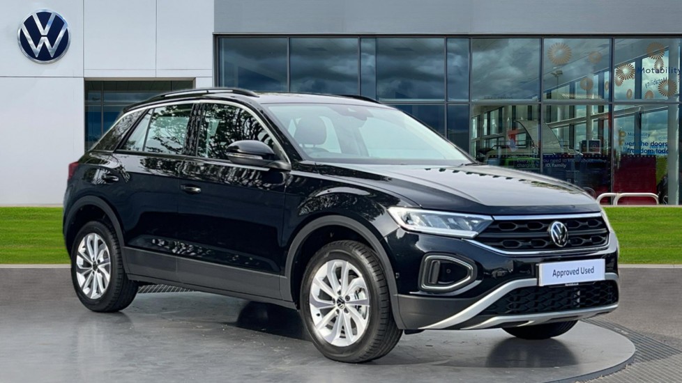 Used Volkswagen T-Roc 2025 for sale - 76868907: Photo 1