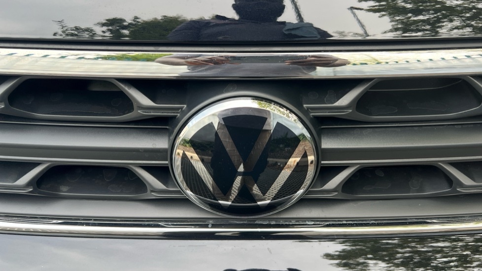 Used Volkswagen T-Roc 2025 for sale - 76868907: Photo 43