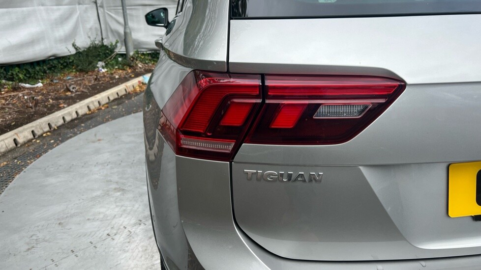 Used Volkswagen Tiguan 2019 for sale - 75886876: Photo 47