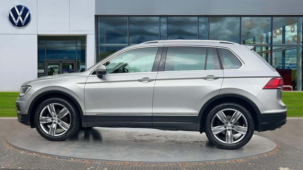 Used Volkswagen Tiguan 2019 for sale - 75886876: Photo 8