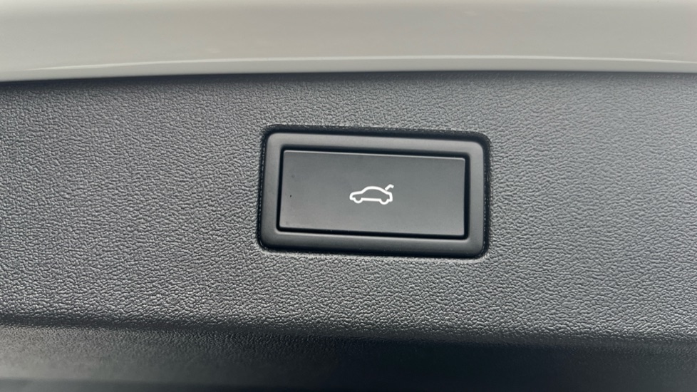 Used Volkswagen Tiguan 2025 for sale - 77036039: Photo 50