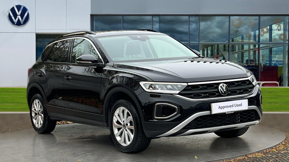 Used Volkswagen T-Roc 2025 for sale - 76870359: Photo 1