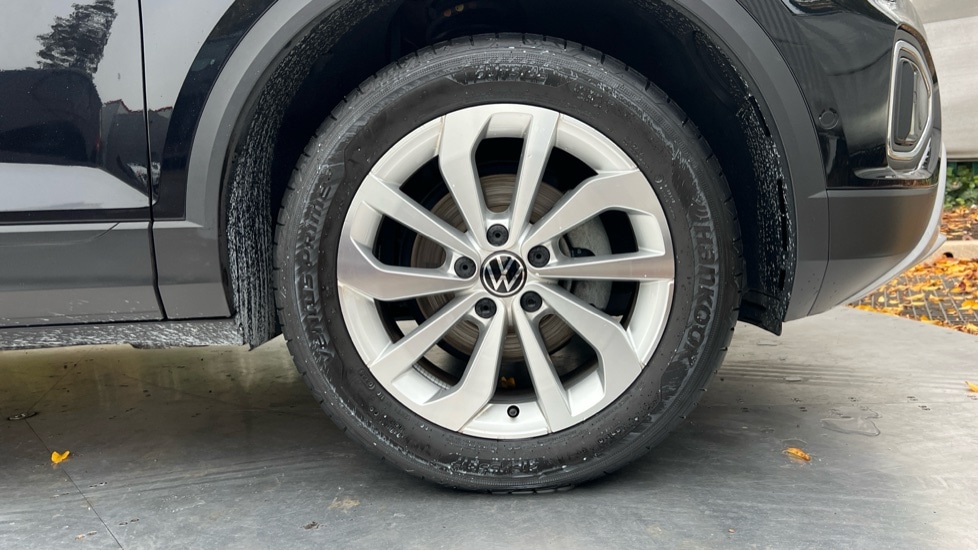 Used Volkswagen T-Roc 2025 for sale - 76870359: Photo 20