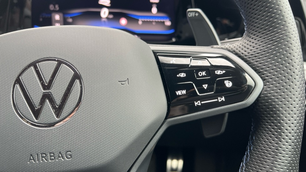 Used Volkswagen Golf 2023 for sale - 76709518: Photo 31