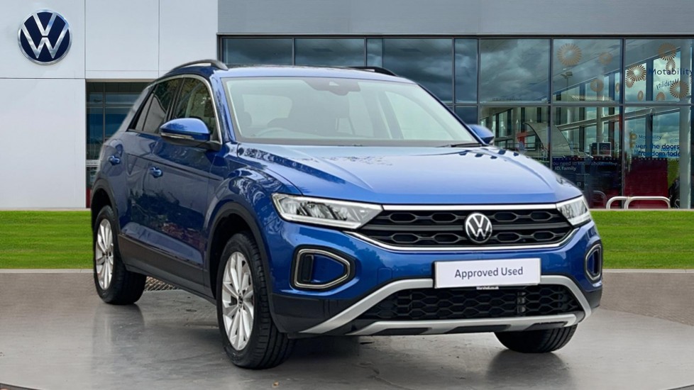 Used Volkswagen T-Roc 2025 for sale - 76176250: Photo 1