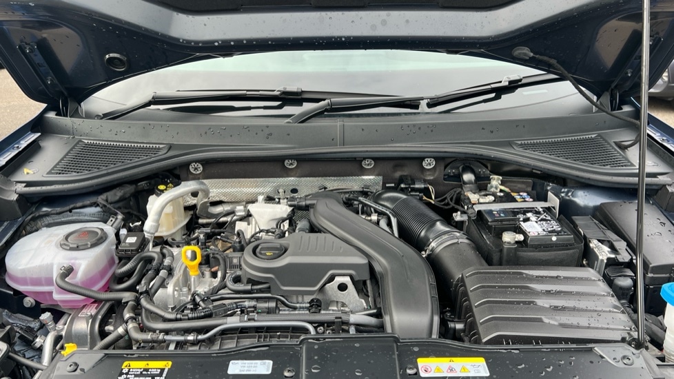 Used Volkswagen T-Roc 2025 for sale - 76176250: Photo 16