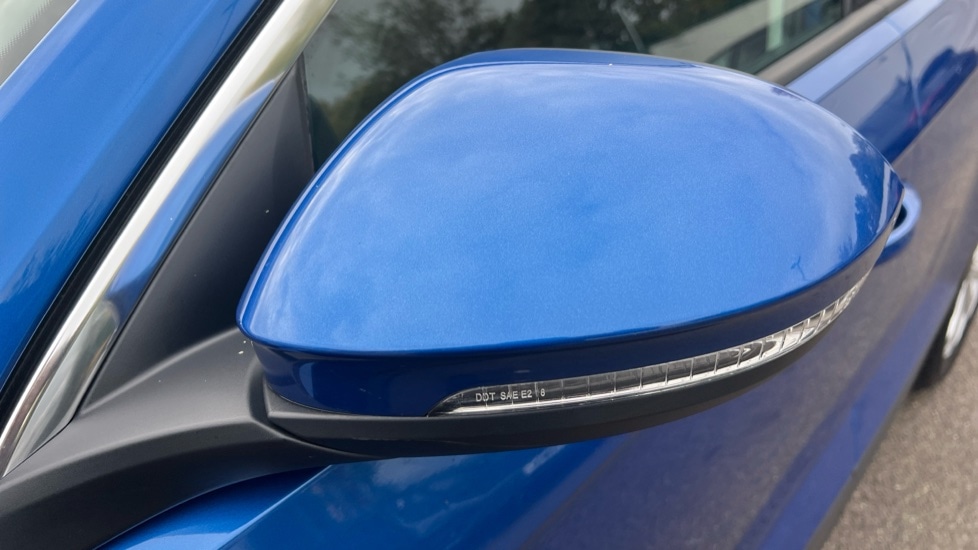 Used Volkswagen T-Roc 2025 for sale - 76176250: Photo 44
