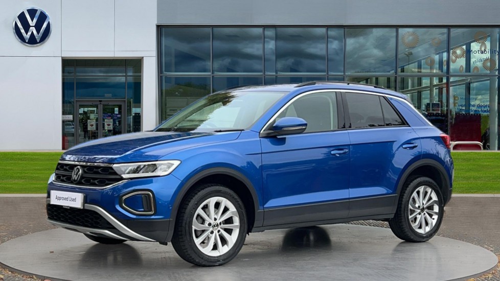 Used Volkswagen T-Roc 2025 for sale - 76176250: Photo 6