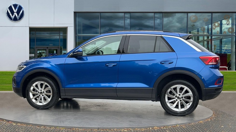 Used Volkswagen T-Roc 2025 for sale - 76176250: Photo 8
