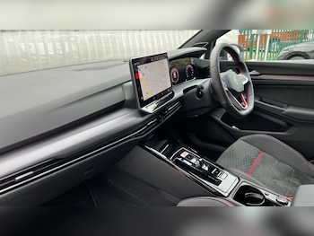 Used Volkswagen Golf 2025 for sale - 76458979: Photo