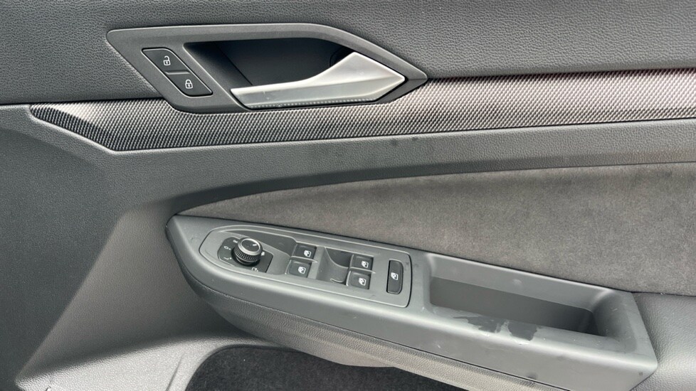 Used Volkswagen Golf 2025 for sale - 76458979: Photo 37