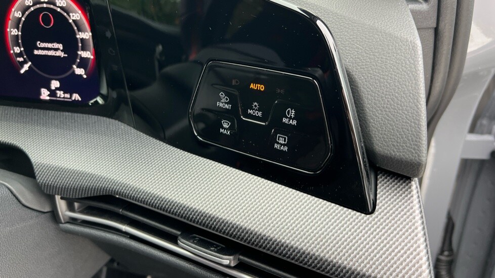 Used Volkswagen Golf 2025 for sale - 76458979: Photo 44