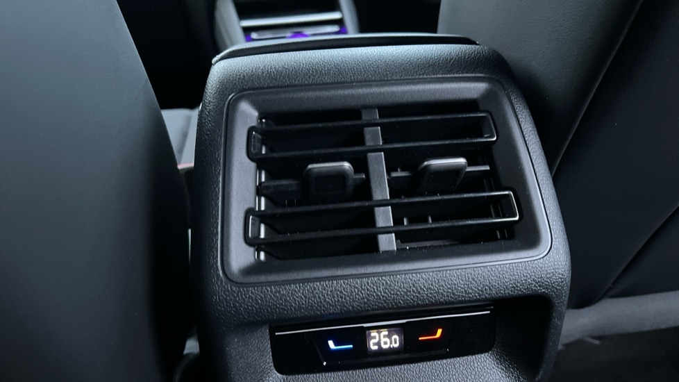 Used Volkswagen Tiguan 2024 for sale - 76888699: Photo 34