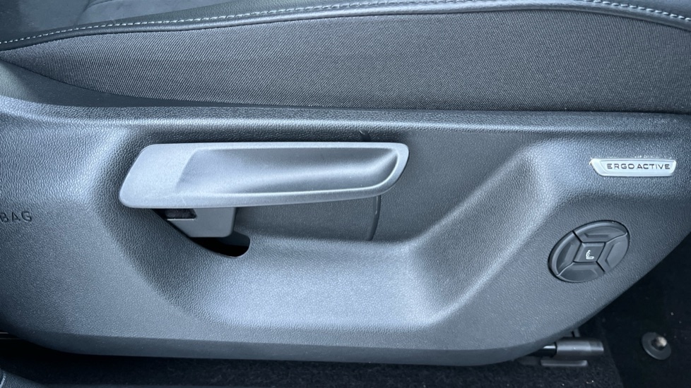 Used Volkswagen Tiguan 2024 for sale - 76888699: Photo 39