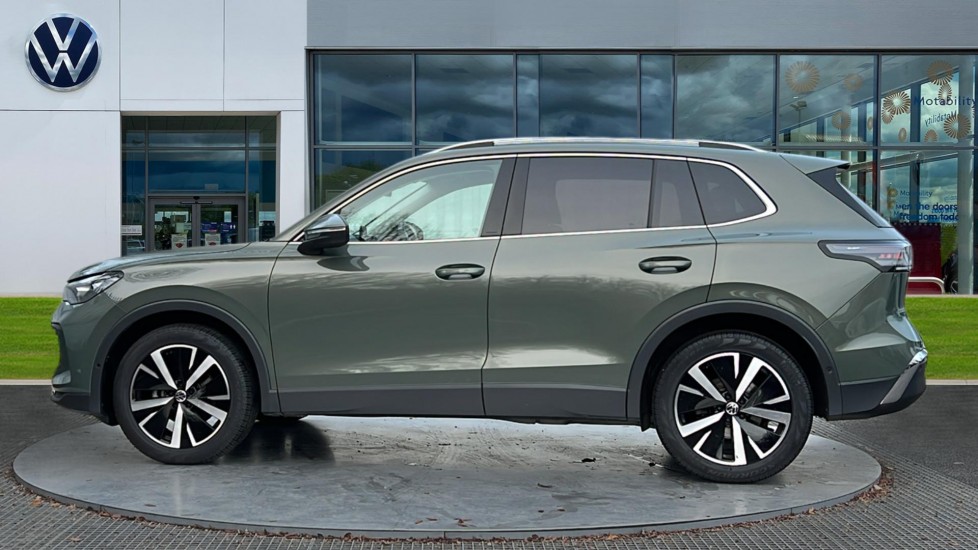 Used Volkswagen Tiguan 2024 for sale - 76888699: Photo 8