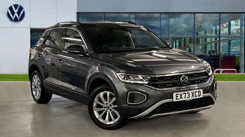 Used Volkswagen T-Roc 2023 for sale - 76684102: Photo 1