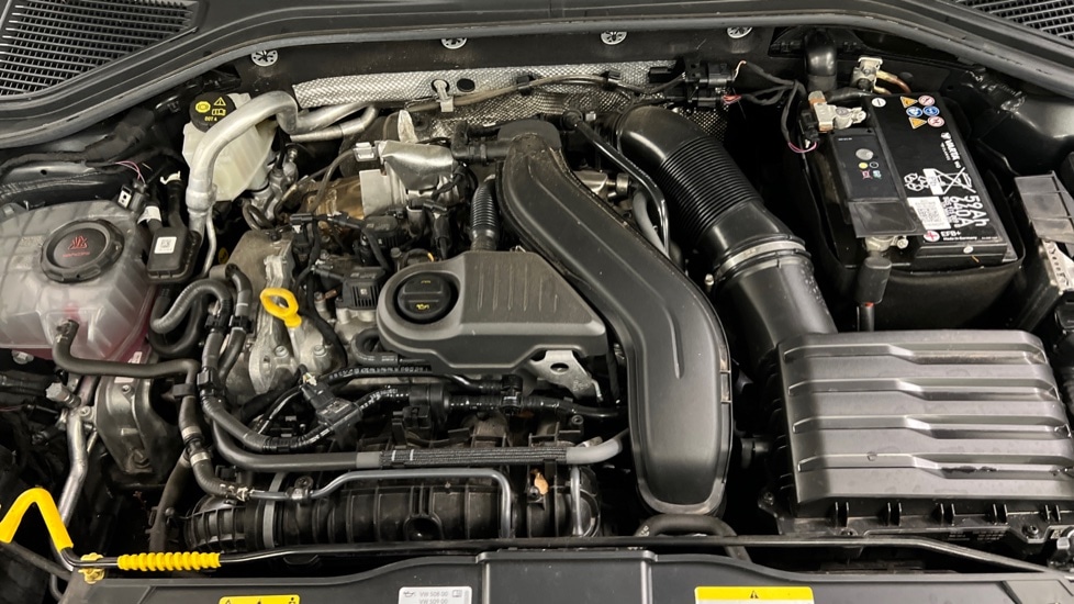 Used Volkswagen T-Roc 2023 for sale - 76684102: Photo 17